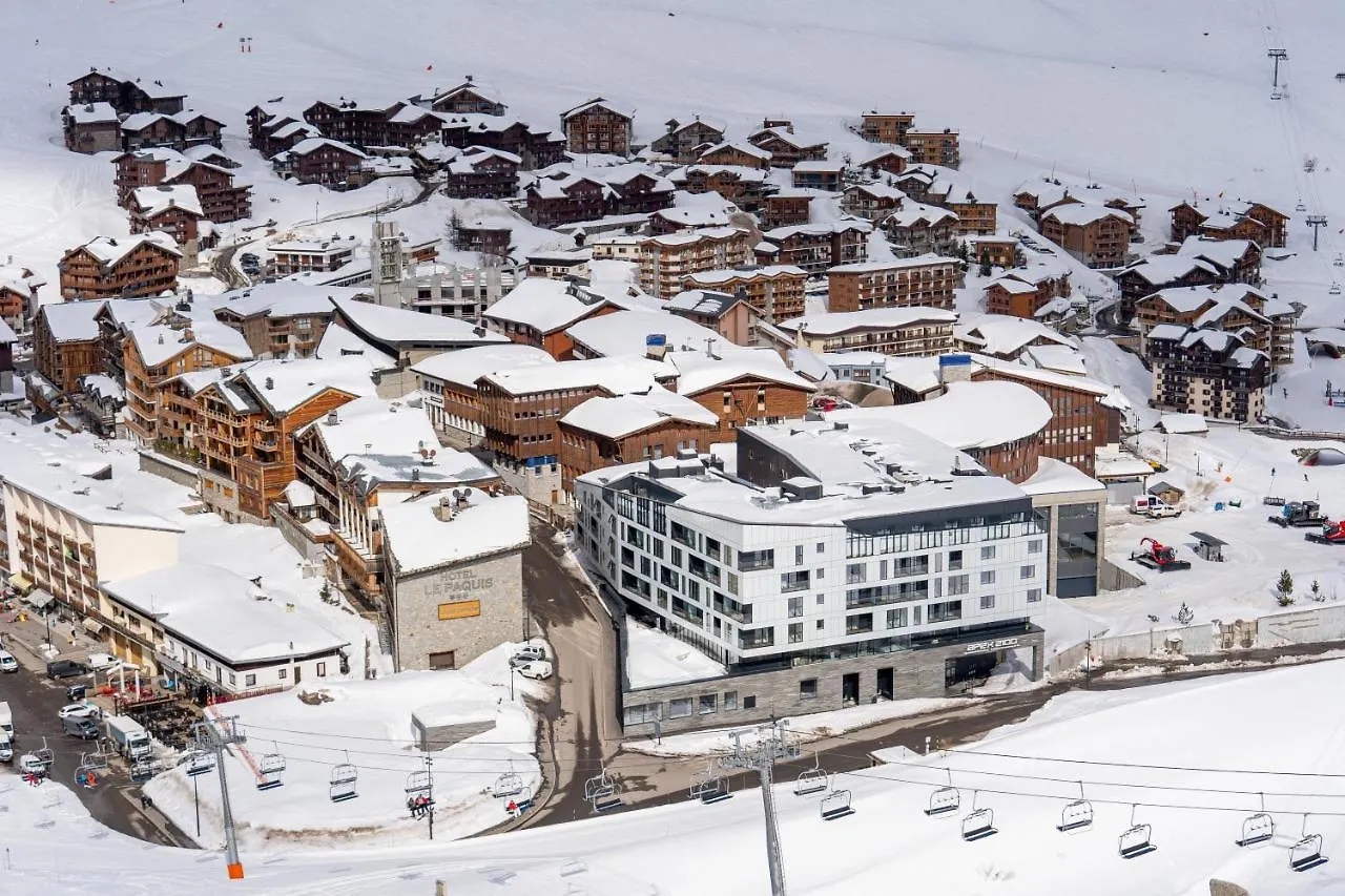 Apex2100 International Ski Academy Tignes