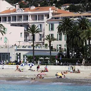 *** Hotel Vendome - Reouverture Francia