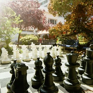 https://fiap-hostel.fr-paris.fr